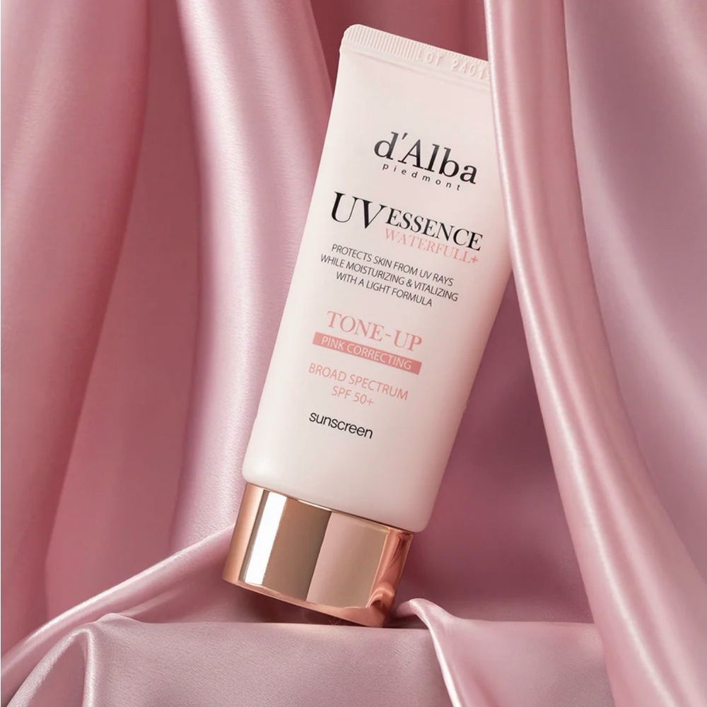 d'Alba White Truffle Waterfull Tone-Up Sunscreen SPF 50+
